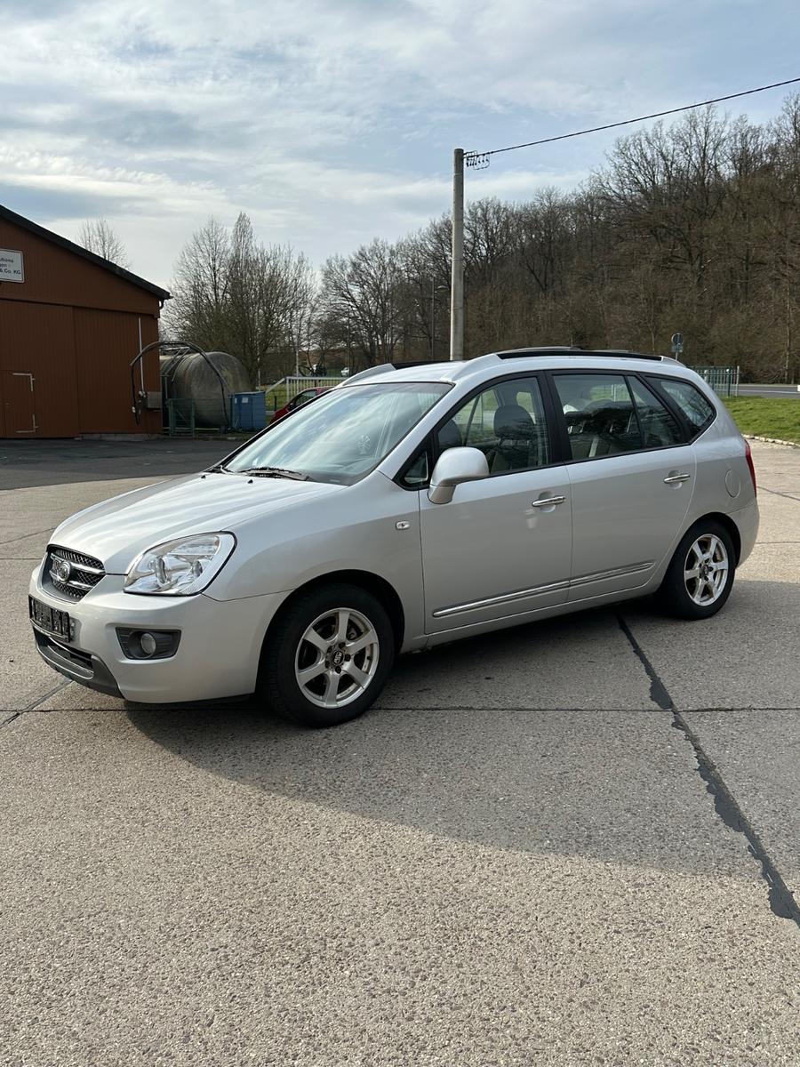 Kia Carens EX Automatik
