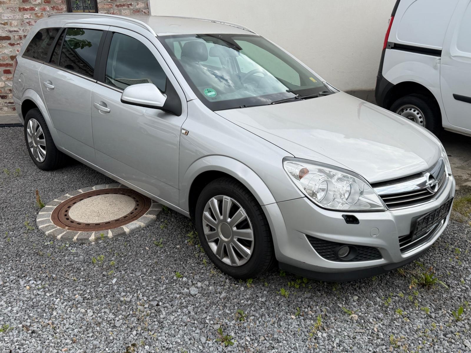 Opel Astra H Caravan Edition