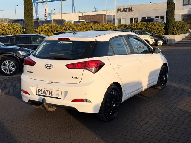 Hyundai i20 1.2 blue YES!