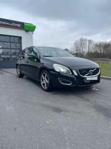 Volvo V60 D5 2.4 Summum - Volvo V60 in Nürnberg