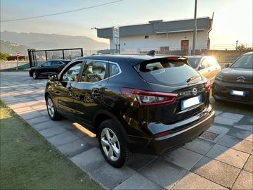 Nissan Qashqai - 10