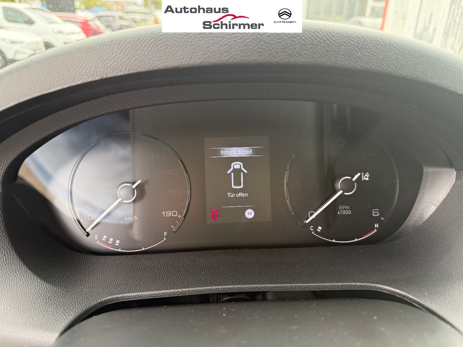 Fahrzeugabbildung Citroën Jumper Kasten Hochraum 35 L4H2 Heavy BlueHDi 180