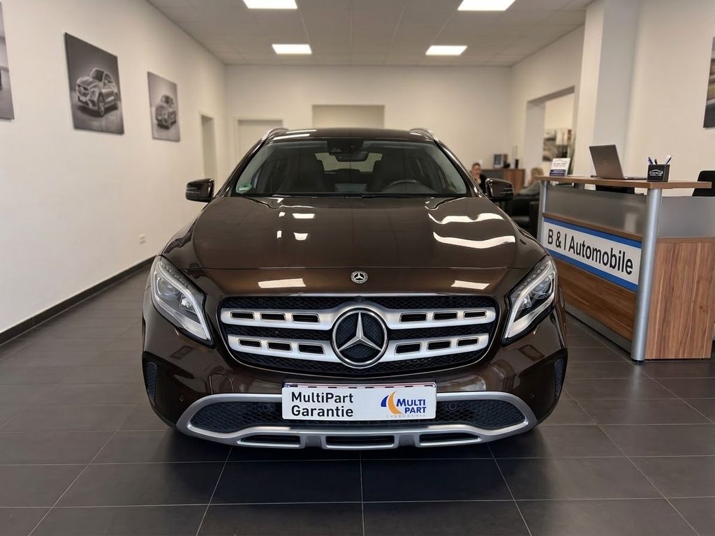 Image of Mercedes-Benz GLA 220