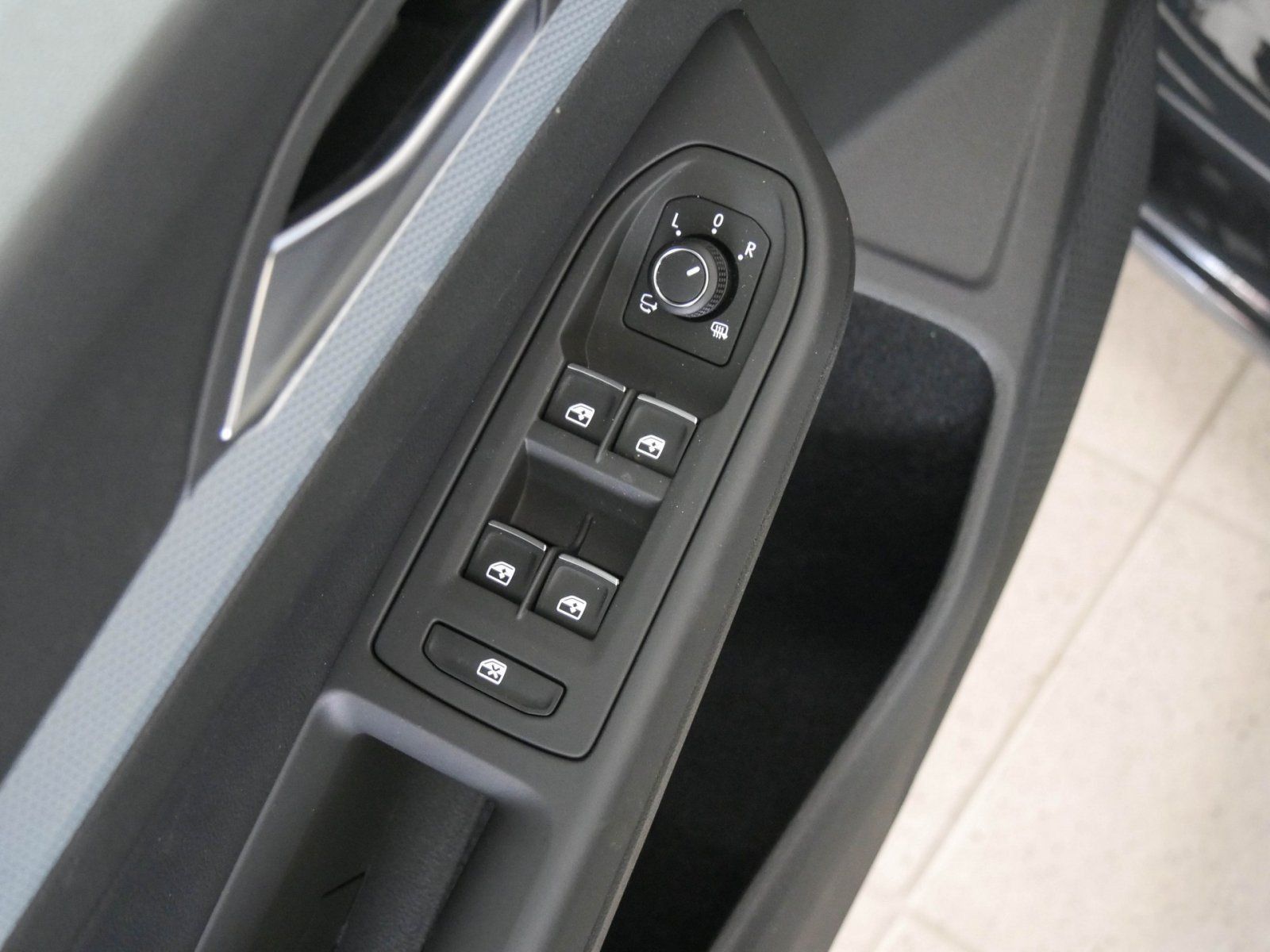 Volkswagen Golf - Bild 12