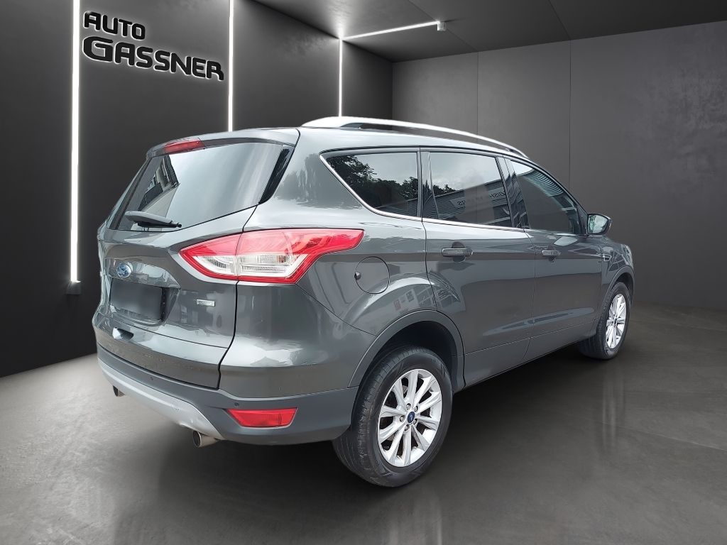 Fahrzeugabbildung Ford KUGA 1.5 4x4 Titanium Xenon el. Heckklappe Navi