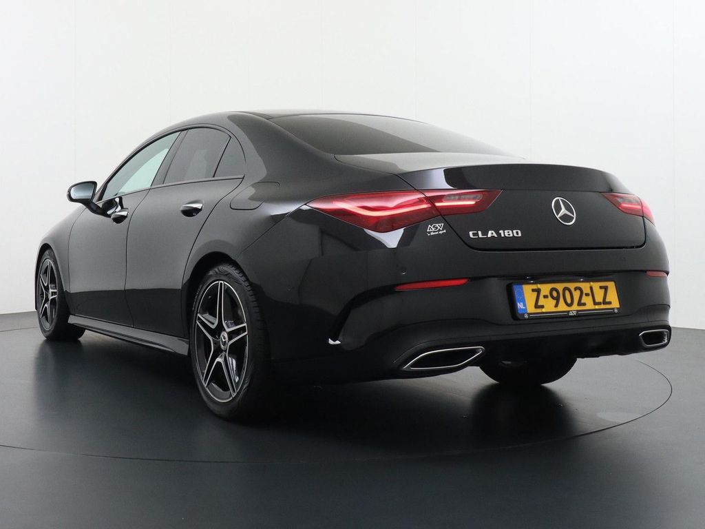 Mercedes-Benz CLA 180 Star Edition AMG Line Nightpakket, Parke