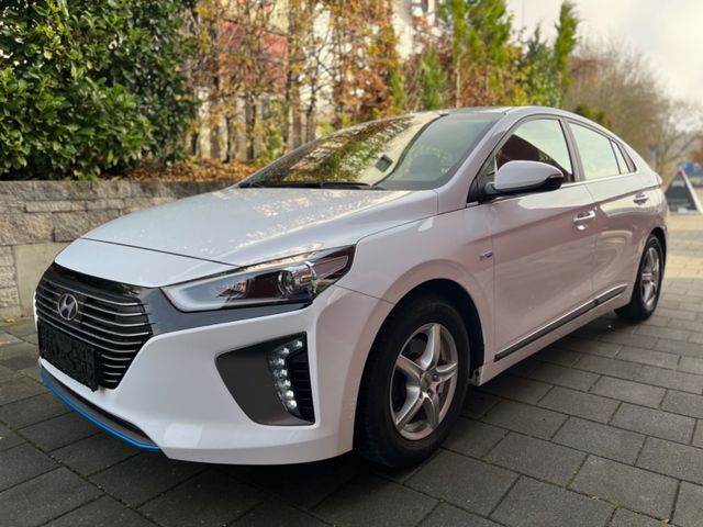 Hyundai IONIQ Ioniq Style Hybrid