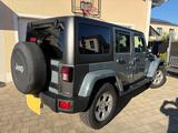 Jeep Wrangler Unlimited Sahara 2.8 CRD Autom. Sahara - Jeep Wrangler mit Diesel-Antrieb: Sahara
