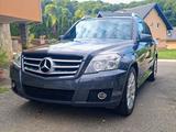 Mercedes-Benz GLK 220 CDI 4MATIC BlueEFFICIENCY - - blaue Mercedes-Benz GLK-Klasse