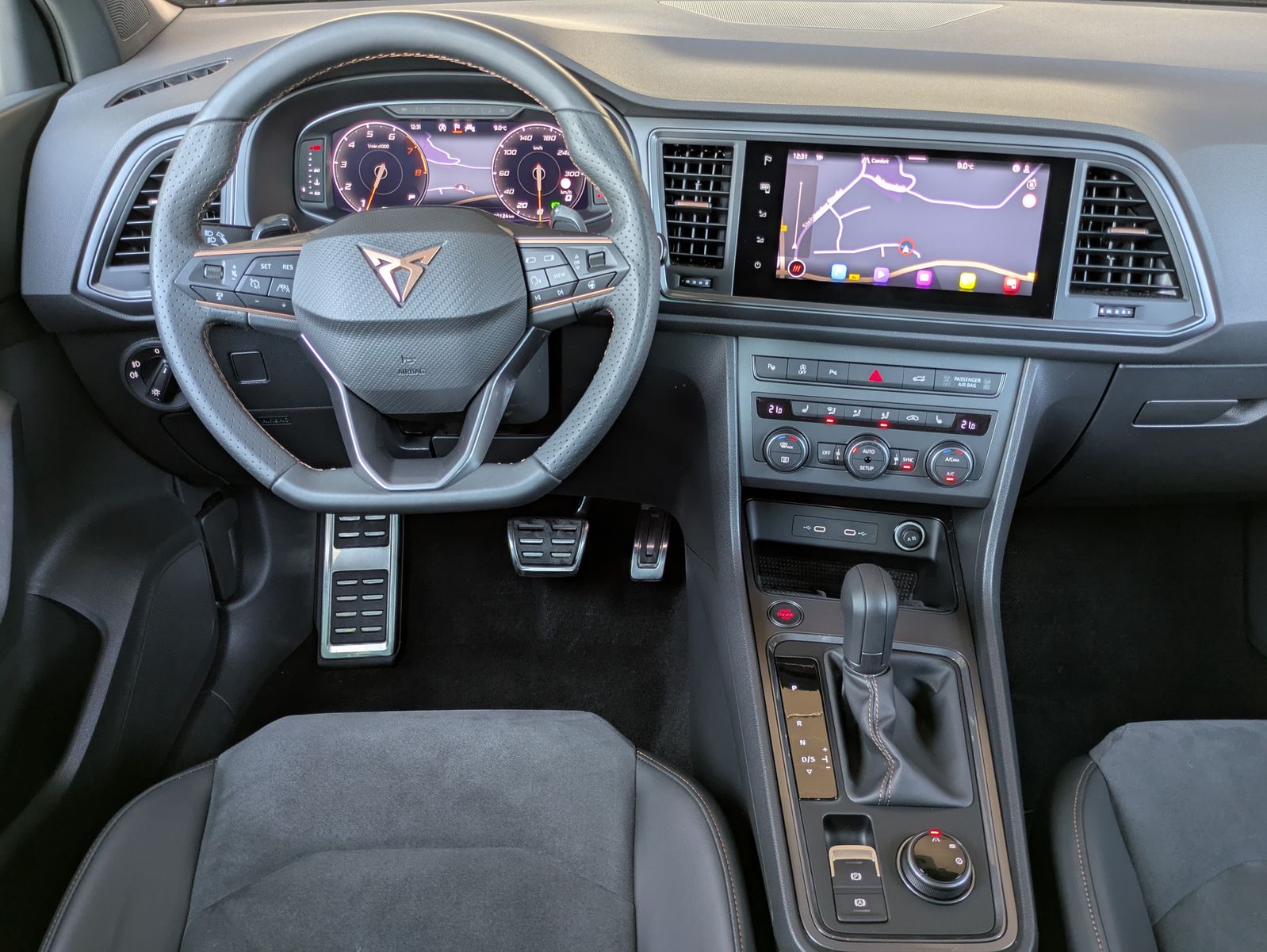 Fahrzeugabbildung CUPRA Ateca 1.5 TSI DSG AHK*LED*ACC*APP*KAMERA*19"
