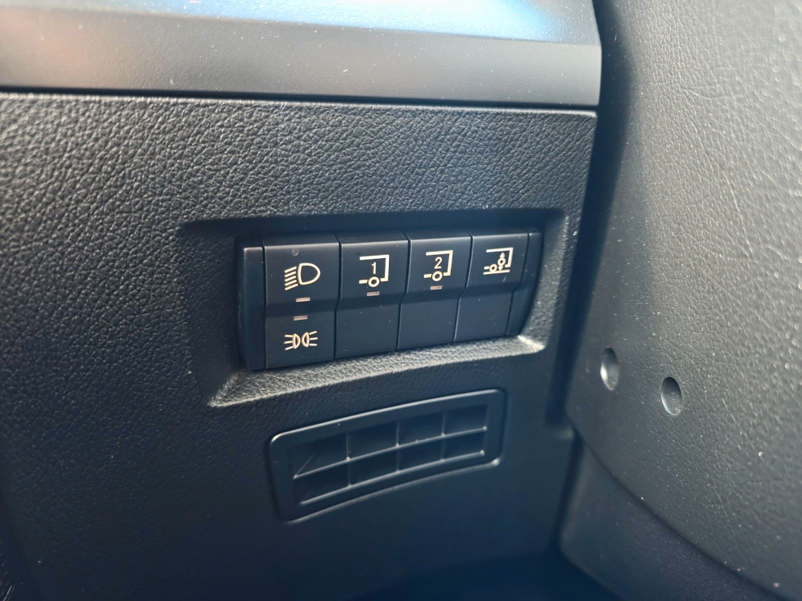 Fahrzeugabbildung Mercedes-Benz Actros 1846 LS Hydraulik, ADR, 2 x Nebenantrieb