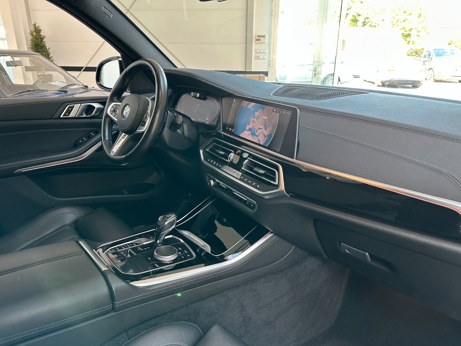 BMW X5 xDrive d M-SPORT Laser*HUD*Leder*AHK*Soft-C foto 10