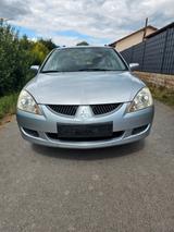 Mitsubishi Lancer 1,6 Comfort Comfort - Mitsubishi Lancer: Comfort