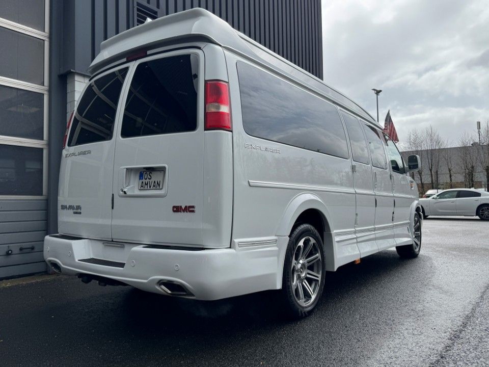 Fahrzeugabbildung Chevrolet Express 6.0 Explorer Limited XS-E 9-Sitzer Lang