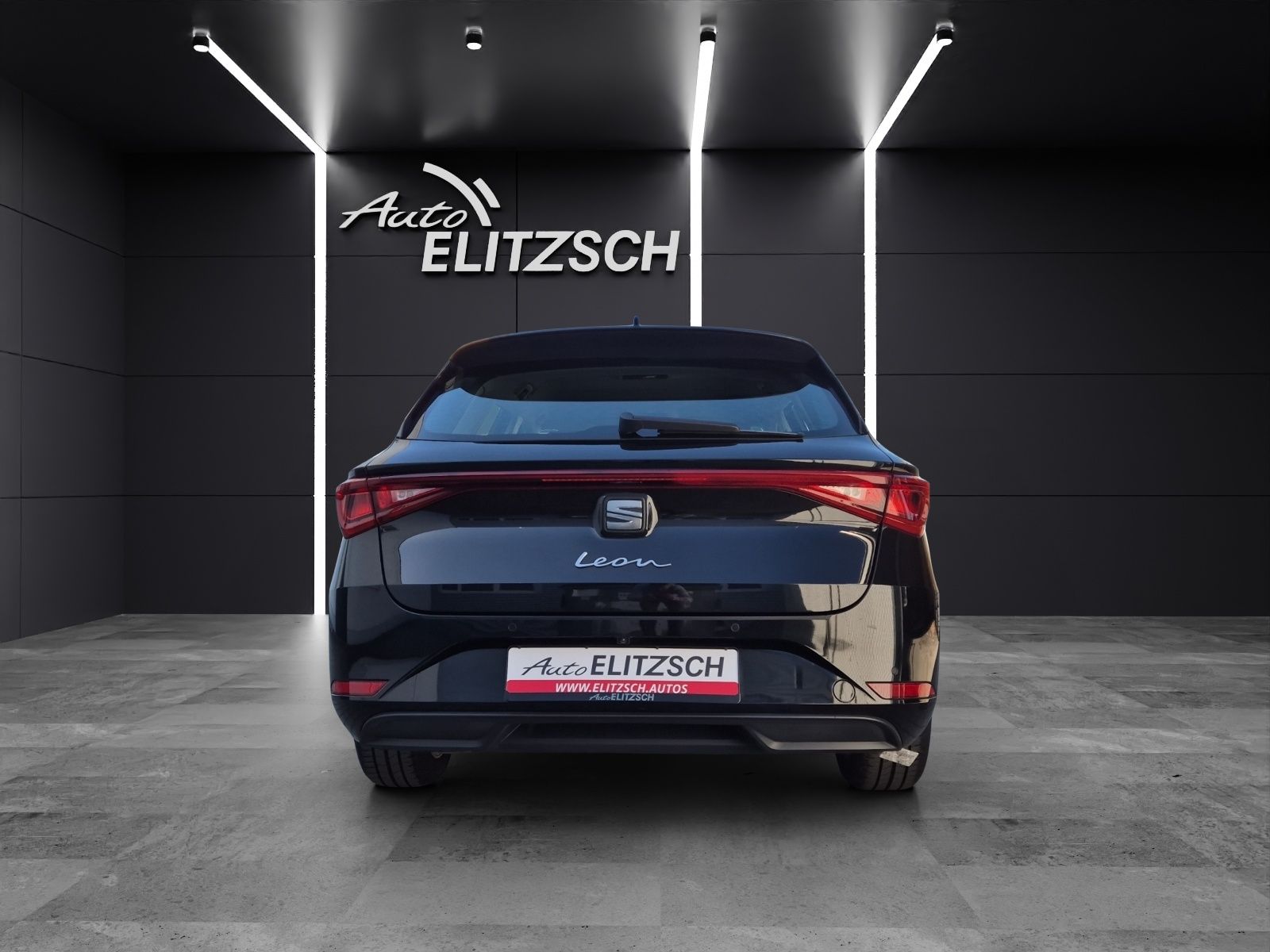 Fahrzeugabbildung SEAT Leon ST TDI Style DSG LED Navi AID beats ACC RFK