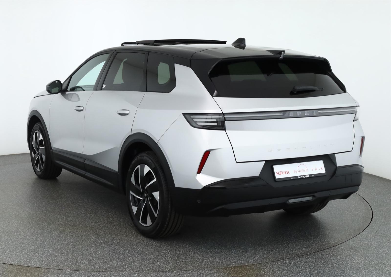Opel Grandland Ultimate 1.2DI Turbo Hybrid Aut. Matri