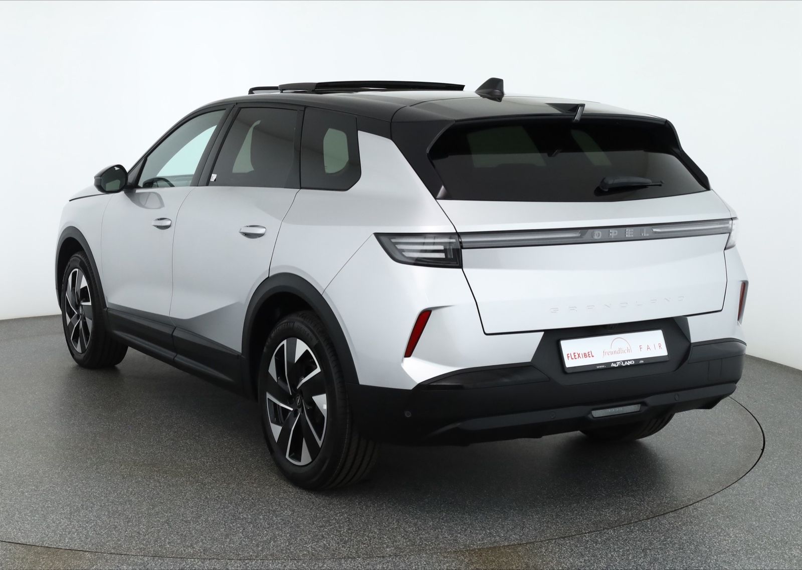 Opel Grandland Ultimate 1.2DI Turbo Hybrid Aut. Matri imagem 3