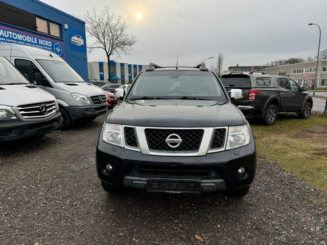 Nissan Navara Pickup Double Cab LE 4X4