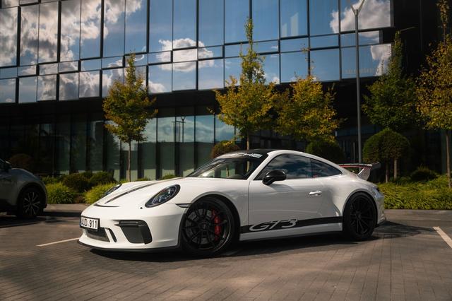Porsche 911GT3 4.0/LIFT/Clubsport/warranty etc.