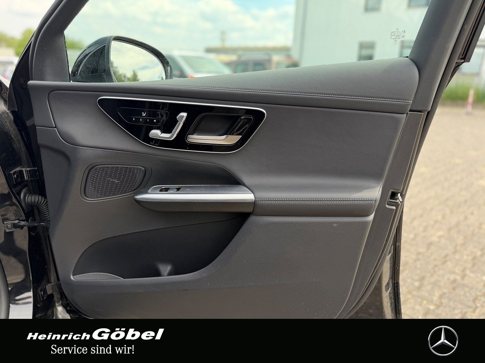 Fahrzeugabbildung Mercedes-Benz GLC 220 d Edition AMG Line, AHK