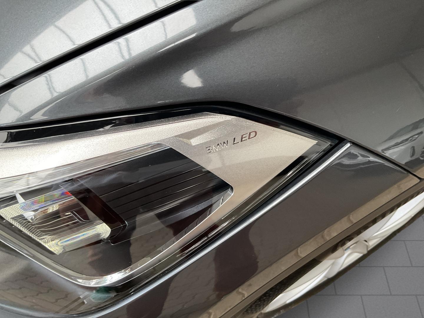 BMW X1 xDrive 20i Navi LED el-Heckklappe Klimaautom 