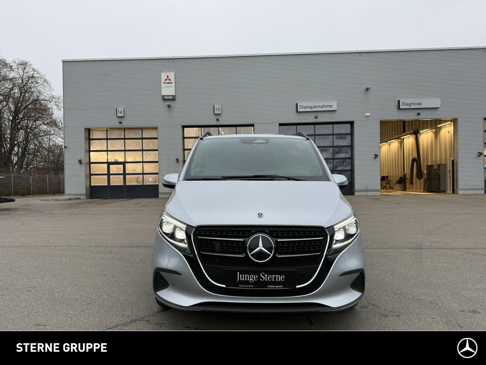 Mercedes-Benz V 220 d STYLE Kompakt DISTRONIC AHK 7 SITZER DAB