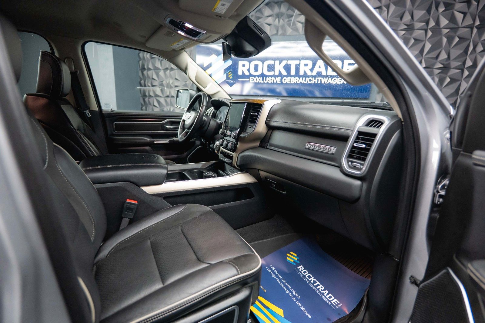 Fahrzeugabbildung Dodge RAM 5.7 V8 HEMI 4x4 LARAMIE LPG Offroad-Bodylift