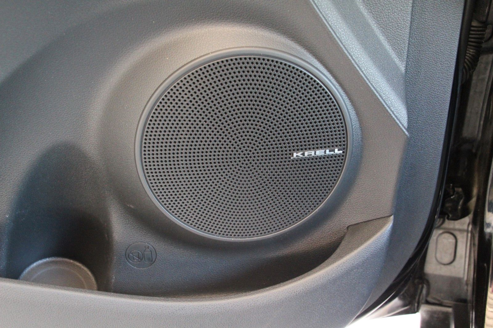 Fahrzeugabbildung Hyundai Kona Pure 2WD
