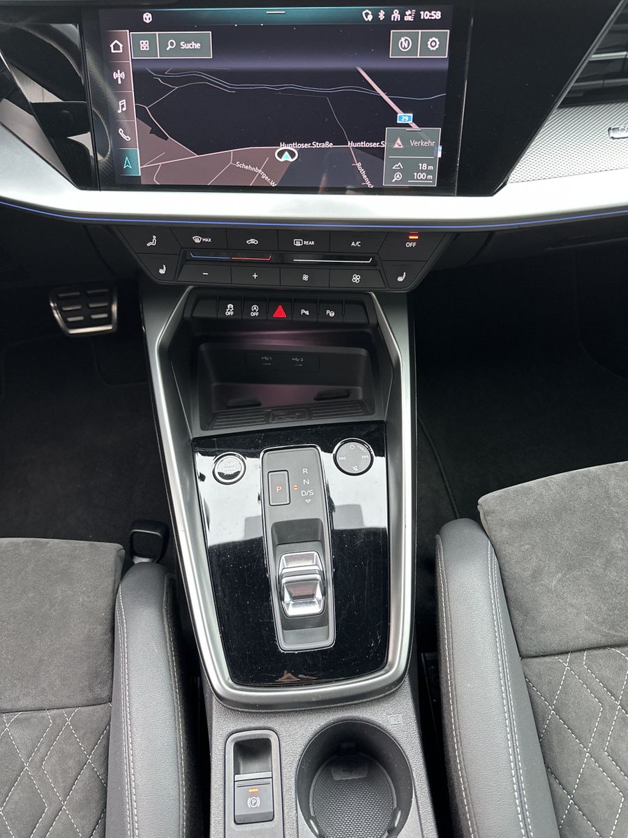 Fahrzeugabbildung Audi A3 SpB 35 TDI Aut. S-Line NAV+LED+ACC+V-COCKPIT