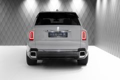 Cullinan Series II 2025 GREY/ORANGE 4 SEATS STAR