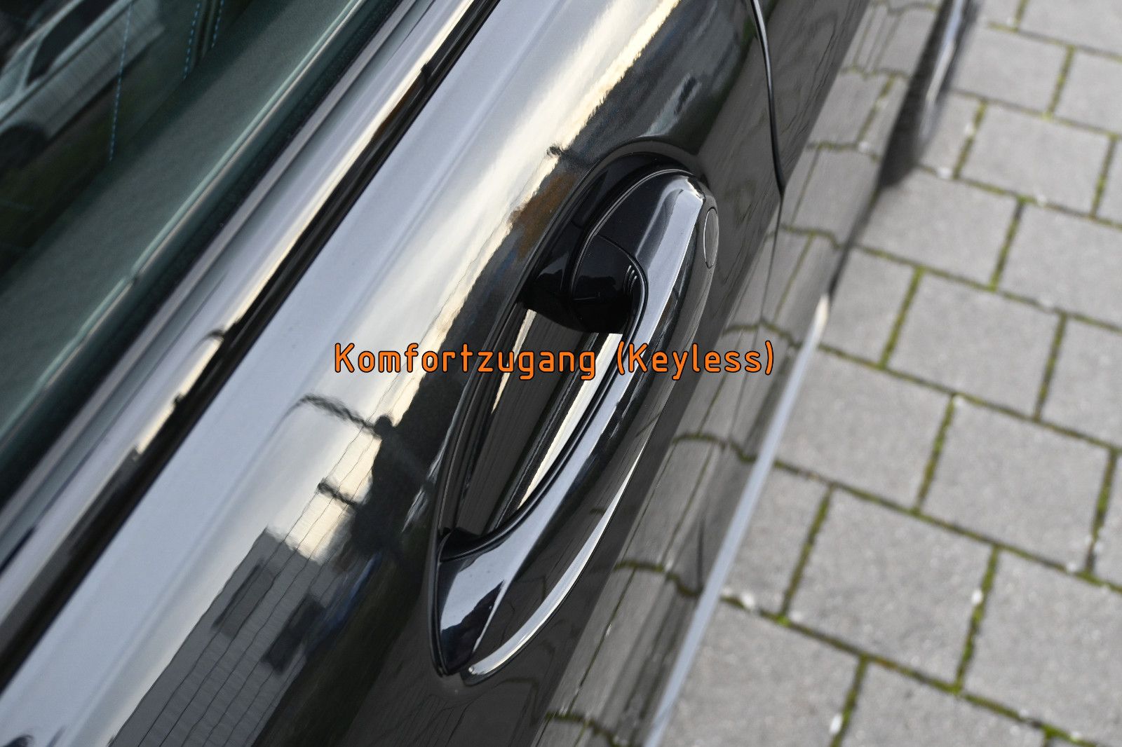 Fahrzeugabbildung BMW 120d M SPORT PRO °ACC°AHK°HARMAN°HUD°MEMO°360°