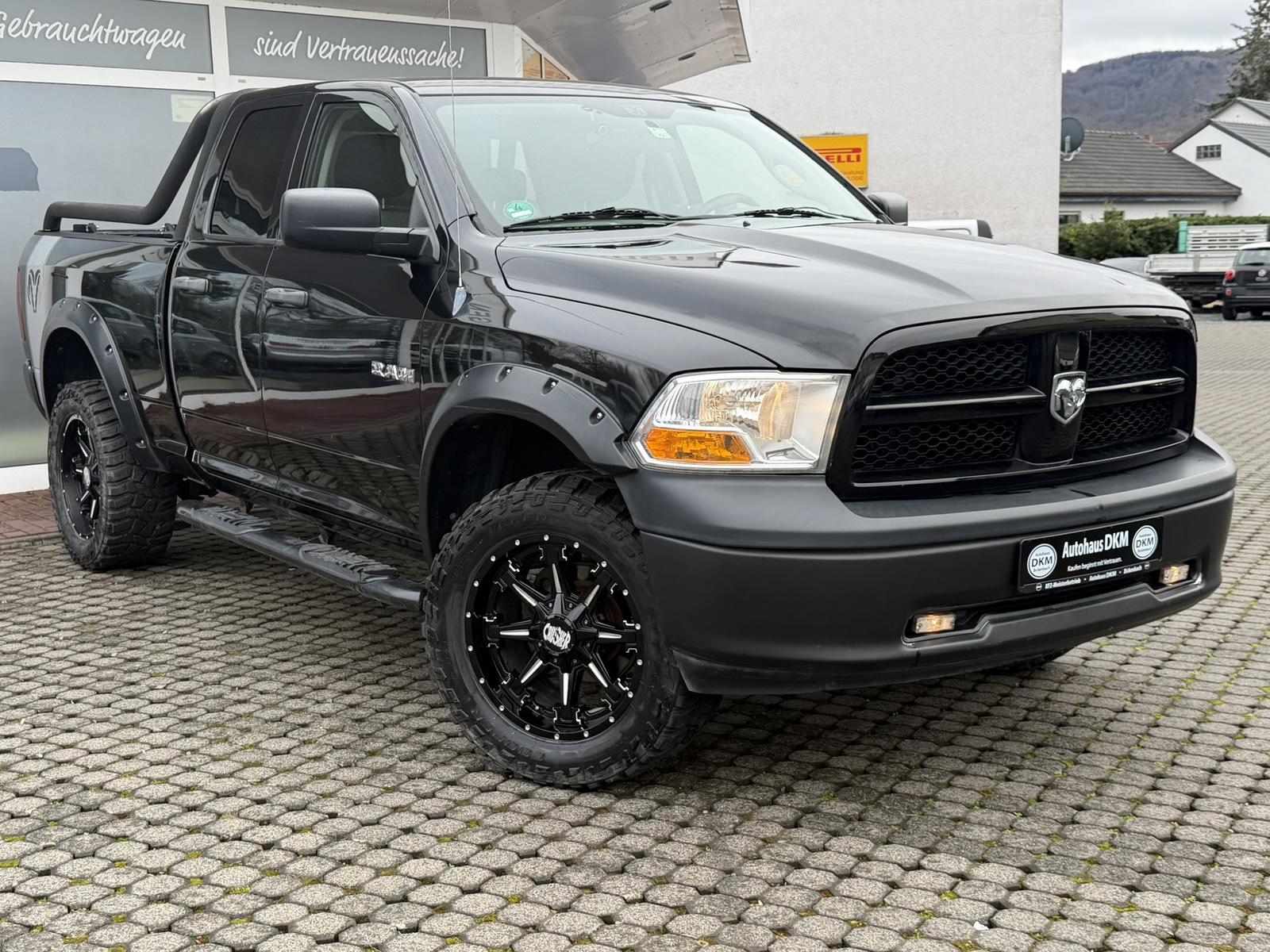 Dodge RAM 1500 4x4 Unfalllfrei/Quad Double Cab/