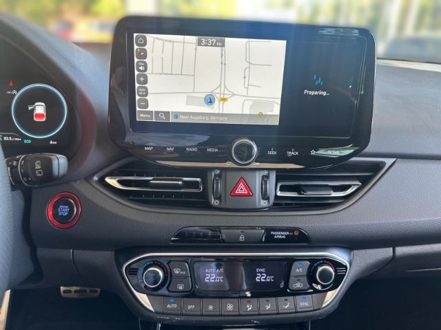 Fahrzeugabbildung Hyundai i30 N Line Mild-Hybrid+Sitz-Paket+Panormadach
