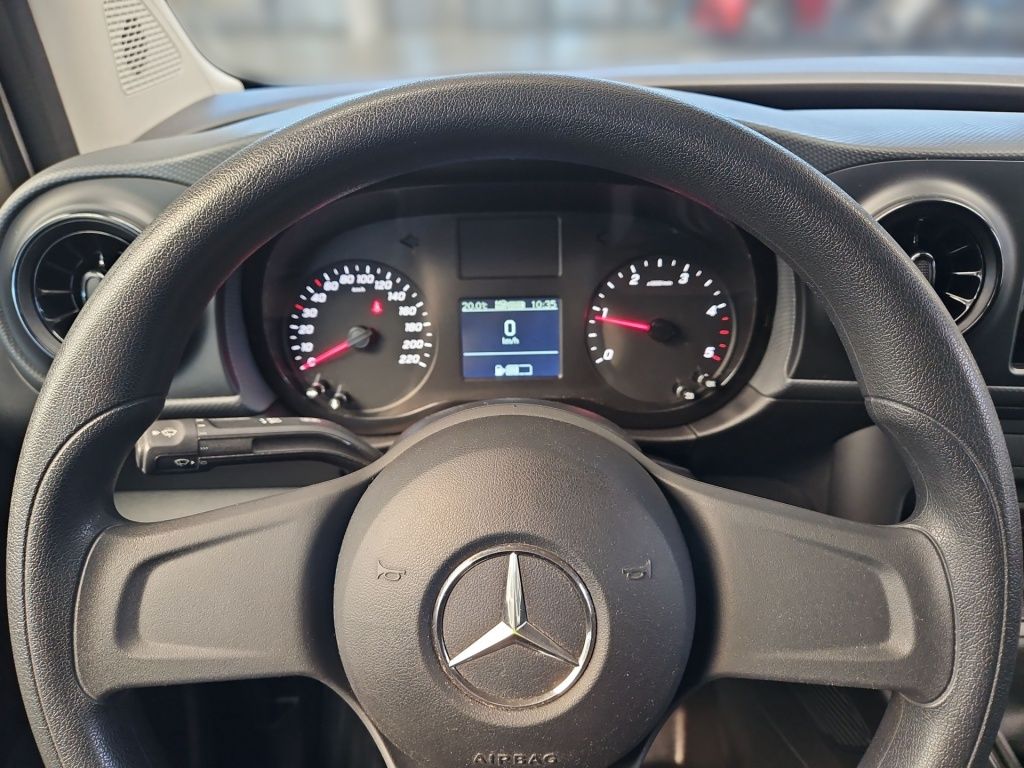 Fahrzeugabbildung Mercedes-Benz Citan 108 Kasten BASE Standard Klima PTS hi.