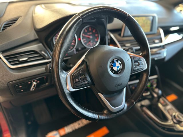 BMW 218 2 Active Tourer *ACC*PDC*NAVI*AHK*LED*Keyles