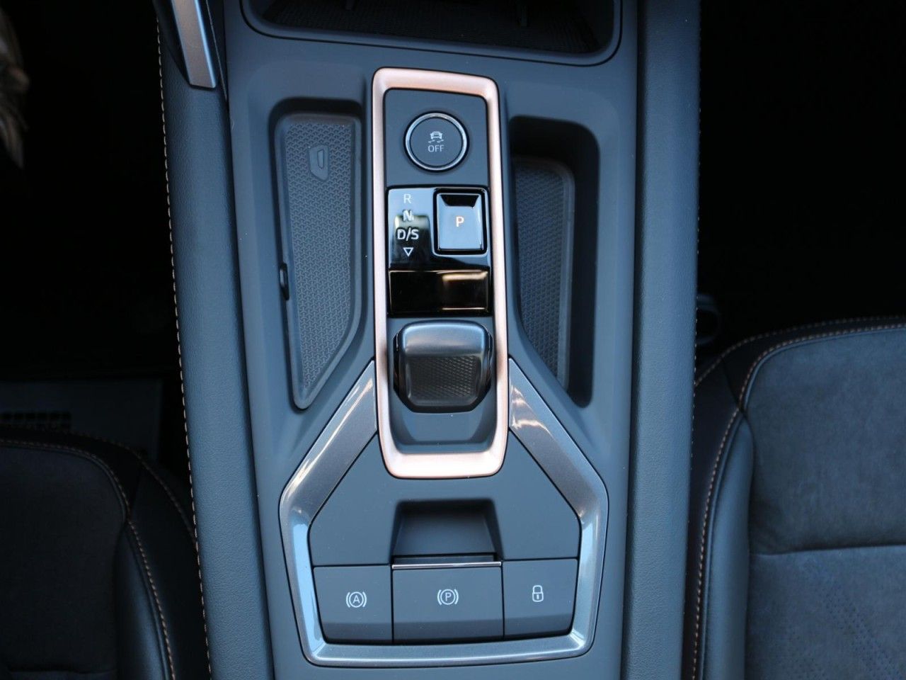 Fahrzeugabbildung CUPRA Formentor VZ 2.0 TSI DSG 4Drive
