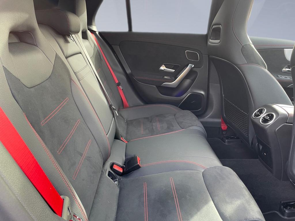 Mercedes-Benz CLA 45 AMG Shooting Brake