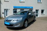 Opel Astra J Sports Tourer Design Edition*PDC*AHK*SHZ - Opel Astra: Sports Tourer Design Edition