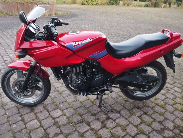 Kawasaki GPZ 500 S