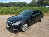 Mercedes-Benz E200 NEU: Achse*Reifen*Bremsen*Anlasser*Zündkerz