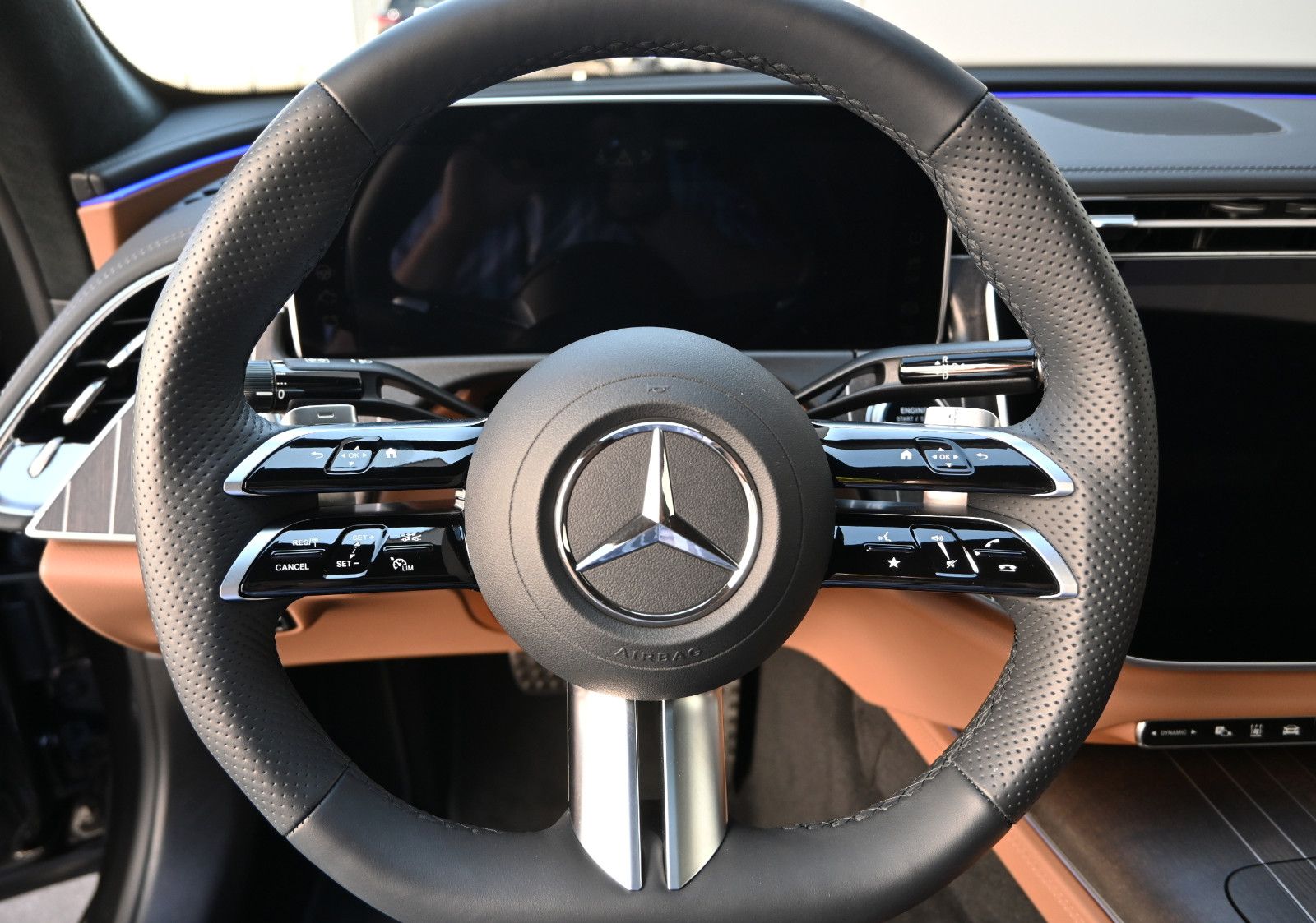 Fahrzeugabbildung Mercedes-Benz E 450 d 4M AMG °UVP 126.509€°AHK°ENERG.+°TECHNIK