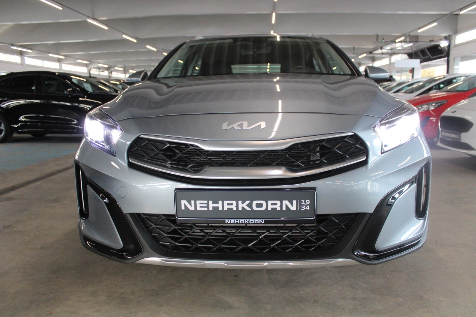 Fahrzeugabbildung Kia XCeed Vision Bi-LED NAVI SHZ LHZ Kamera ACC uvm.