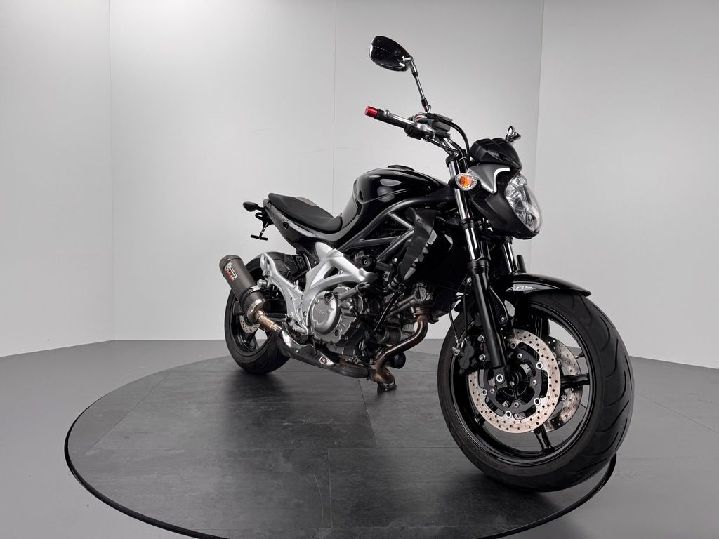 Fahrzeugabbildung Suzuki SFV 650 GLADIUS *TOP-ZUSTAND *SERVICE NEU