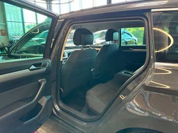 MYAUTOCENTER – Gebraucht- und Jahreswagen mit Werkstattservice in Pfaffenhofen Volkswagen Passat Variant Comfortline *4Motion*Kamera*AHK*