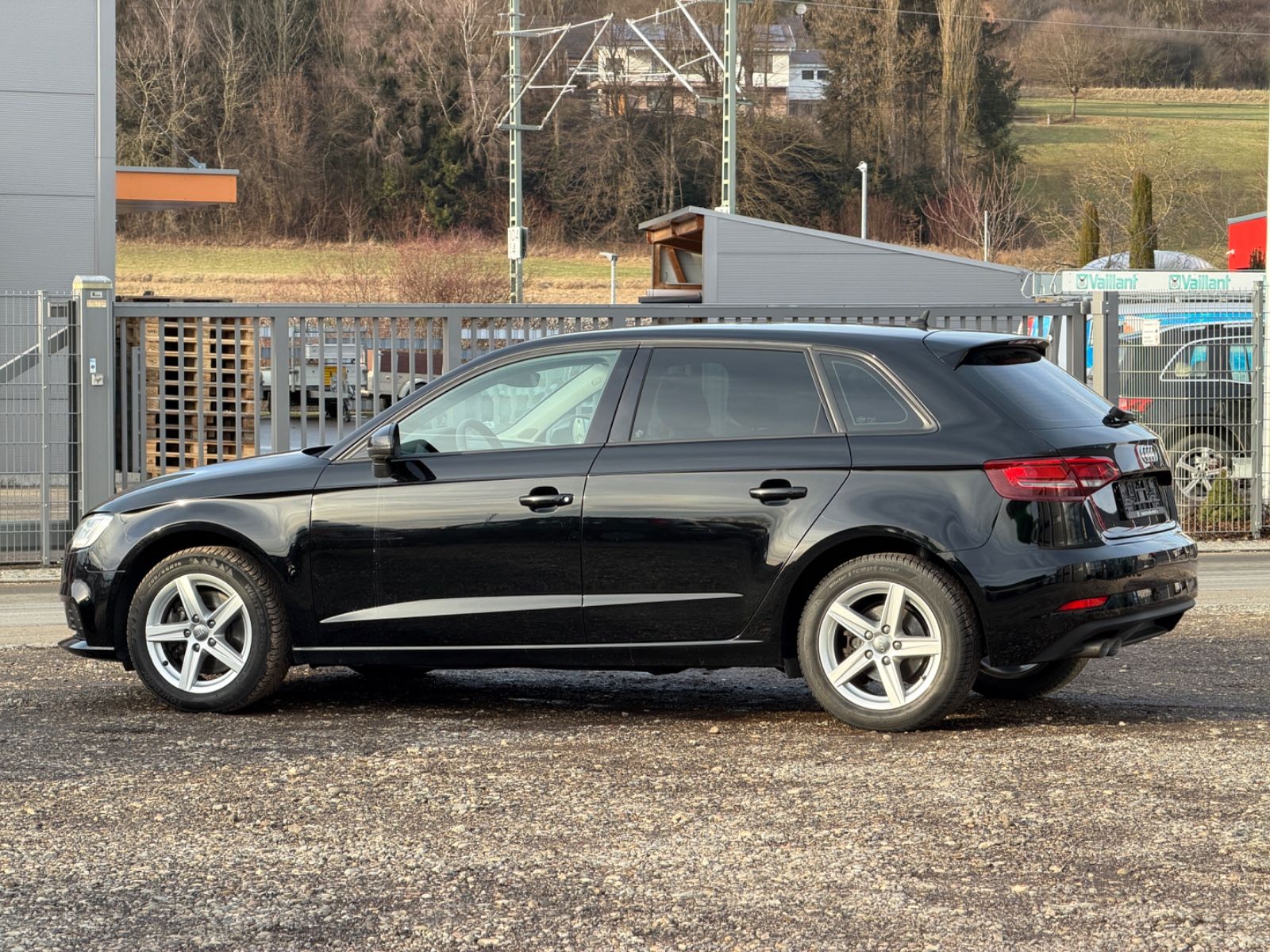 Audi A3 Sportback 35 TDI S tronic Xenon Navi Bluet. foto 6