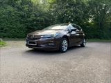 Opel Astra K Innovation 1.6 CDTI 136PS VOLL - Opel Astra von privat