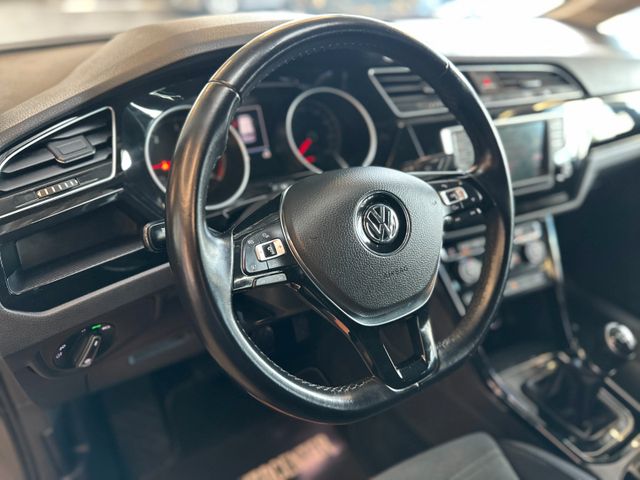 MYAUTOCENTER – Gebraucht- und Jahreswagen mit Werkstattservice in Pfaffenhofen Volkswagen Touran *7.SITZER*ACC*NAV*SZHZ*LED*ALCANTARA*