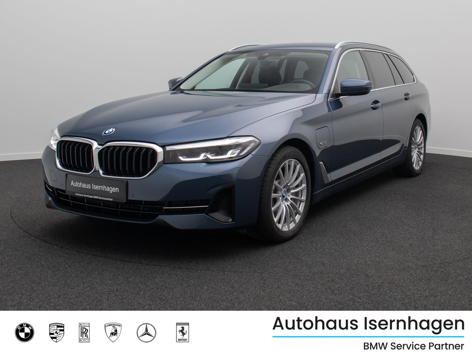 Fahrzeugabbildung BMW 530e Kamera DAB HiFi Sport Leder Komfort Alarm