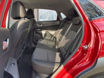 Hyundai KONA 1.6 T-GDI 4WD DCT Sitzheizung Kamera AHK