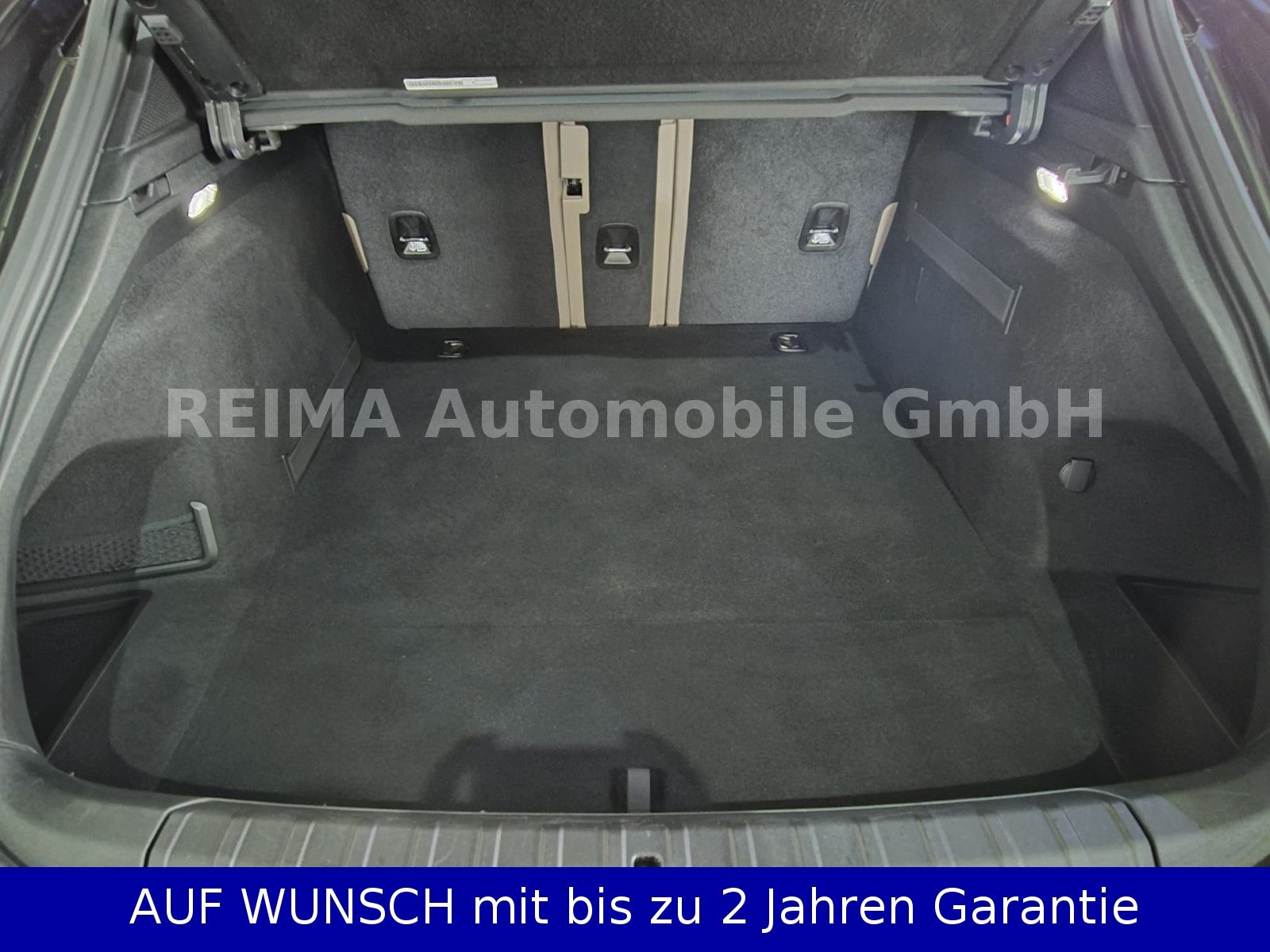 Fahrzeugabbildung Porsche Taycan Cross Turismo 4, Pano, 93KWH, SOH 93,7%